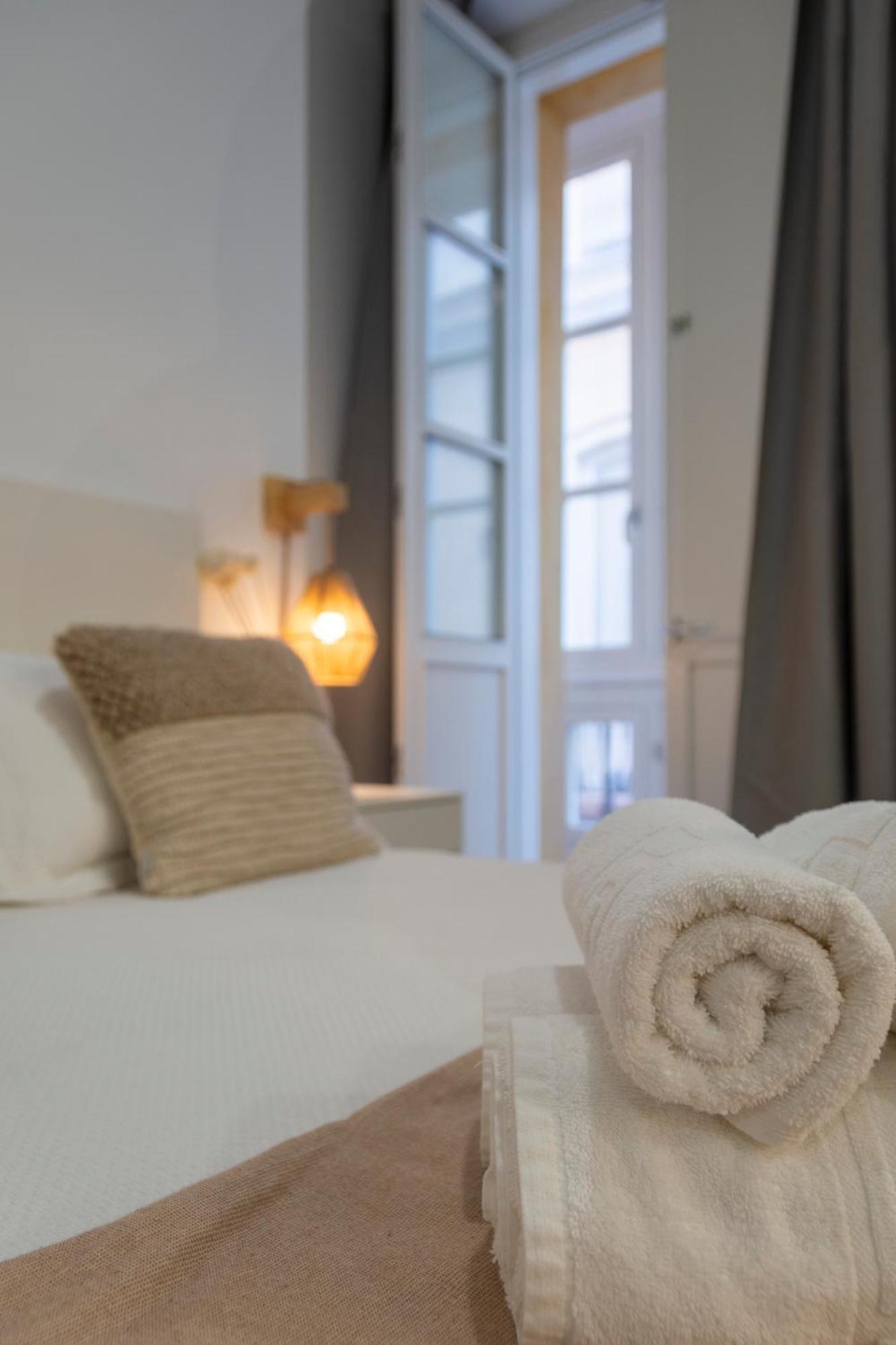 Apartamentos La Tahona Cádiz Eksteriør bilde