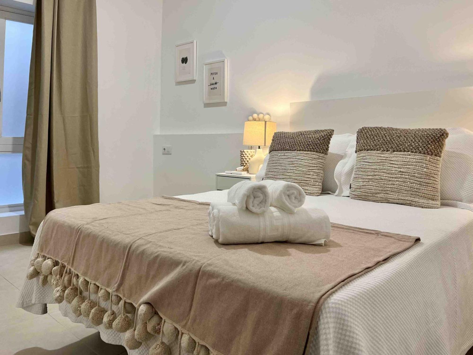 Apartamentos La Tahona Cádiz Eksteriør bilde